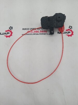 2011-2018 PORSCHE CAYENNE GASOLINE FILLER FUEL TANK DOOR LID LOCK