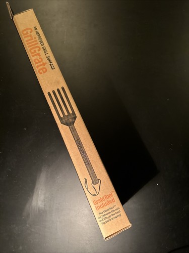 GrillGrates for Small Kamado Or Kettle BBQs w/ 14” dia. Set of 2 Interlocking - Picture 6 of 7