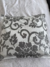 Curtain With Matching Cushion Covers