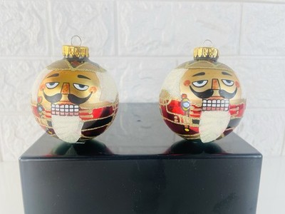 2 Kurt Adler Nussknacker Design Glaskugel Ornamente handbemalt Details