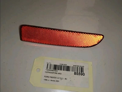 REFLECTOR DERECHO achter Ford Fiesta 5 (JD/JH) Hatchback 1.3 (A9JA) 2005 1151166 - Imagen 1 de 3