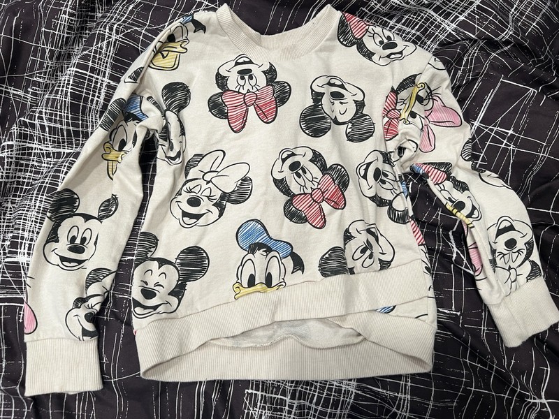 Girl’s Disney Sweater Minnie Mouse Size 6x