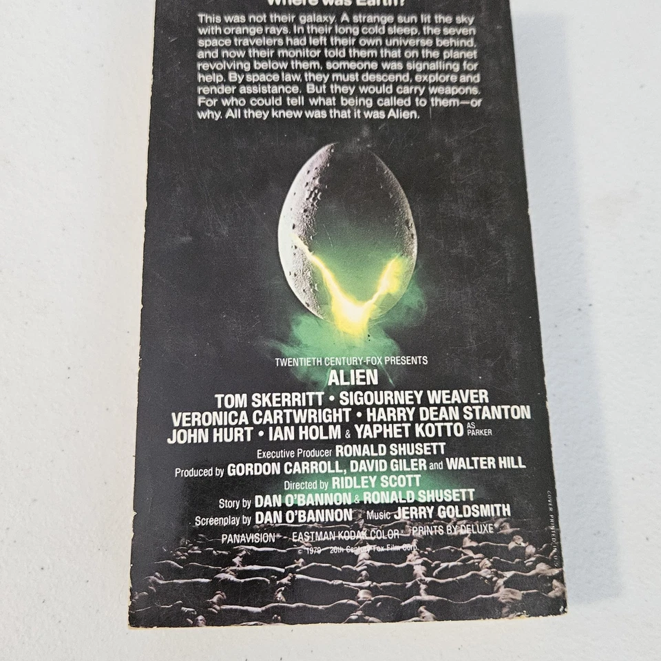 Alien by Alan Dean Foster 1979 Warner Paperback 1st Printing  - Image 4 of 4