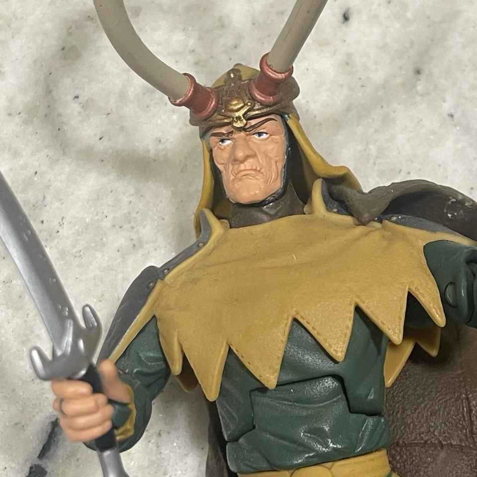 Marvel Legends Loki Onslaught BAF Build A Figure Series 7” Toybiz 2006 suelto Foto 2 de 4