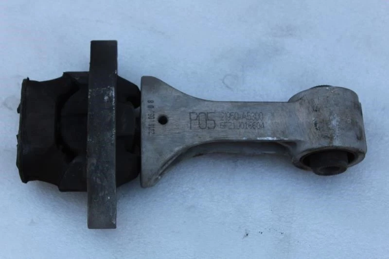 2016 2017 HYUNDAI ELANTRA GT REAR MOTOR ENGINE MOUNT 2.0L 21950-A5300 - Image 2 of 4