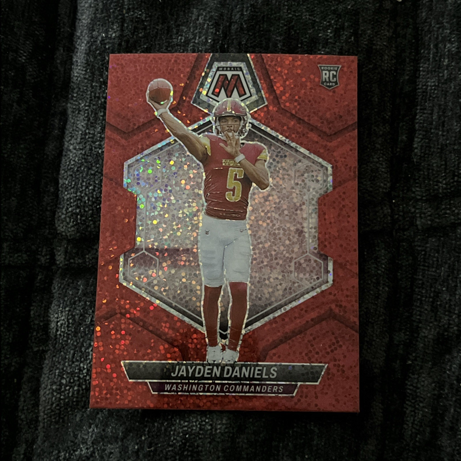 2024 Panini Mosaic Jayden Daniels #302 Red Sparkle Prizm RC SSP