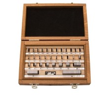 STEINLE Endmaßsatz 32-teilig, Genauigkeit 2 Stahl, Endmaßkasten, Parallelendmaße