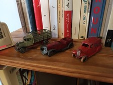 Epaves dinky à restaurer le lot