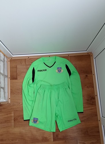 EASTLEIGH FOOTBALL SOCCER SHIRT JERSEY HOME MACRON ORIGINAL SIZE M
