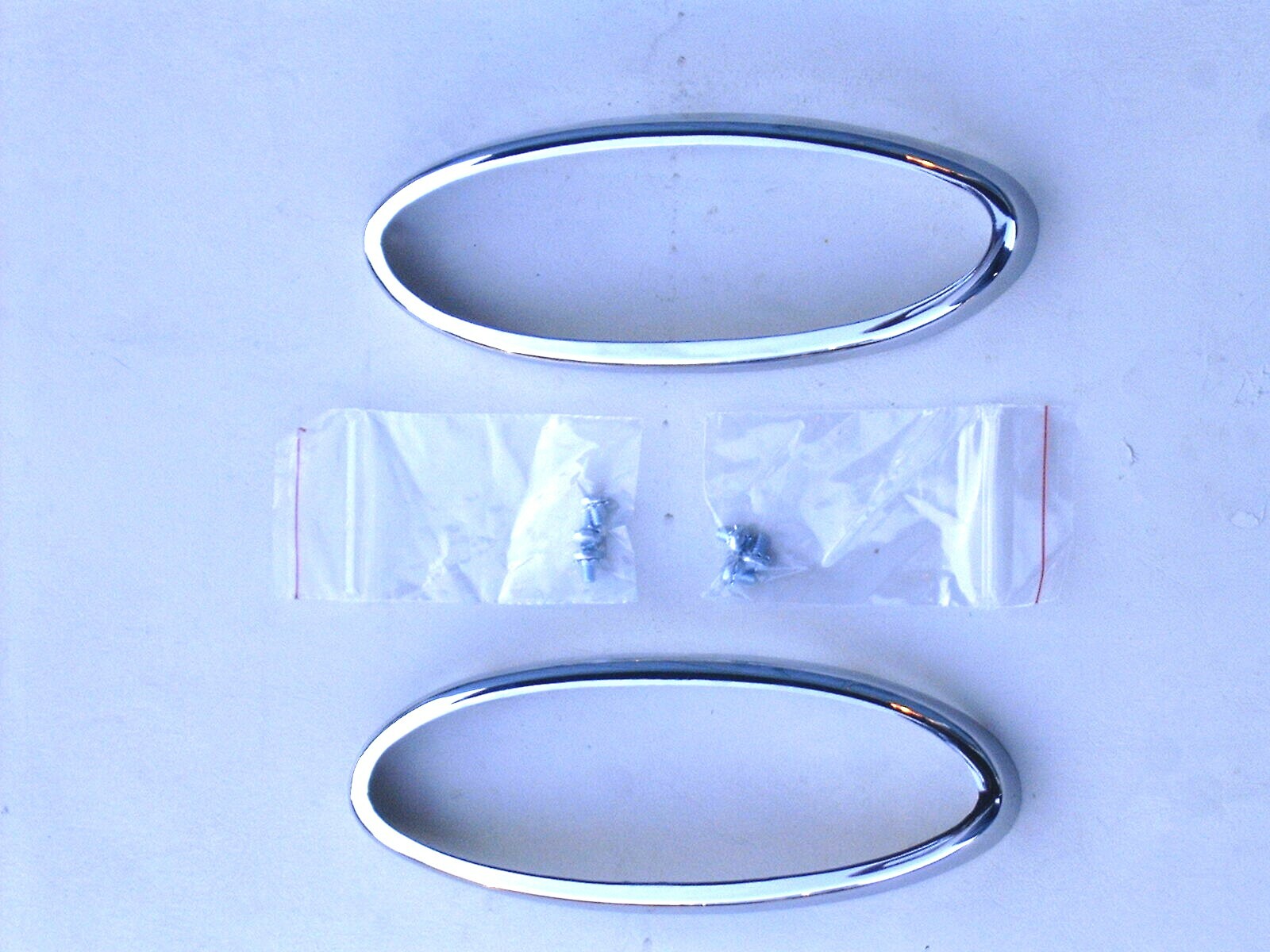1949 1950 49 50 FORD TAILLIGHT CHROME TRIM RING RIM  KIT NEW