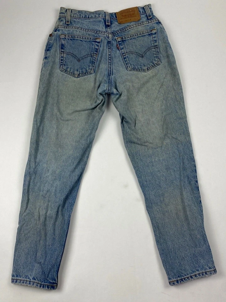 Винтажные джинсы Levis 551 Red Tab 1995 90-е Mom 11,5 Rise 6 Pet. W27X26,5 л США 🇺🇸 - Изображение 3 из 4