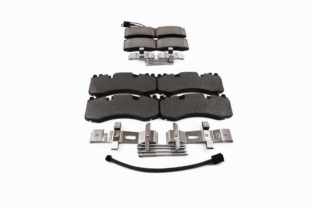 Maserati Quattroporte GTS 3.8 V8 front rear brake pads & rotors TopEuro #1553