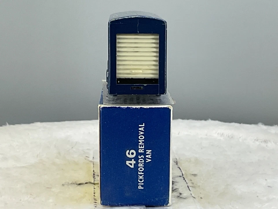 Matchbox No.46B Pickfords Removals Van 1960 NMint,Genuine in Original Box N.O.S. - Image 3 of 4