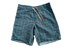 Patagonia Men's Wavefarer Board Shorts blue plaid 9  Size 38