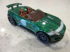 Hot Wheels INDONESIA EXCLUSIVE '15 Jaguar F-Type Project 7 Green Race Sports Car