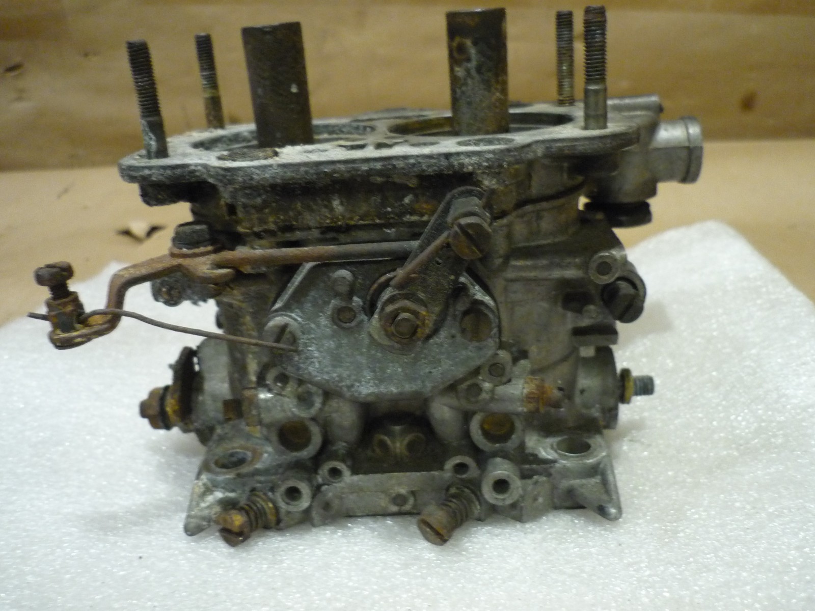 Ferrari 308 - LH Rear Carburetor Weber 40 DCNF 74 (Damage)- P/N 111729