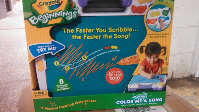 2 PC Crayola Beginnings Washable Color Me a Song & Creativity Center