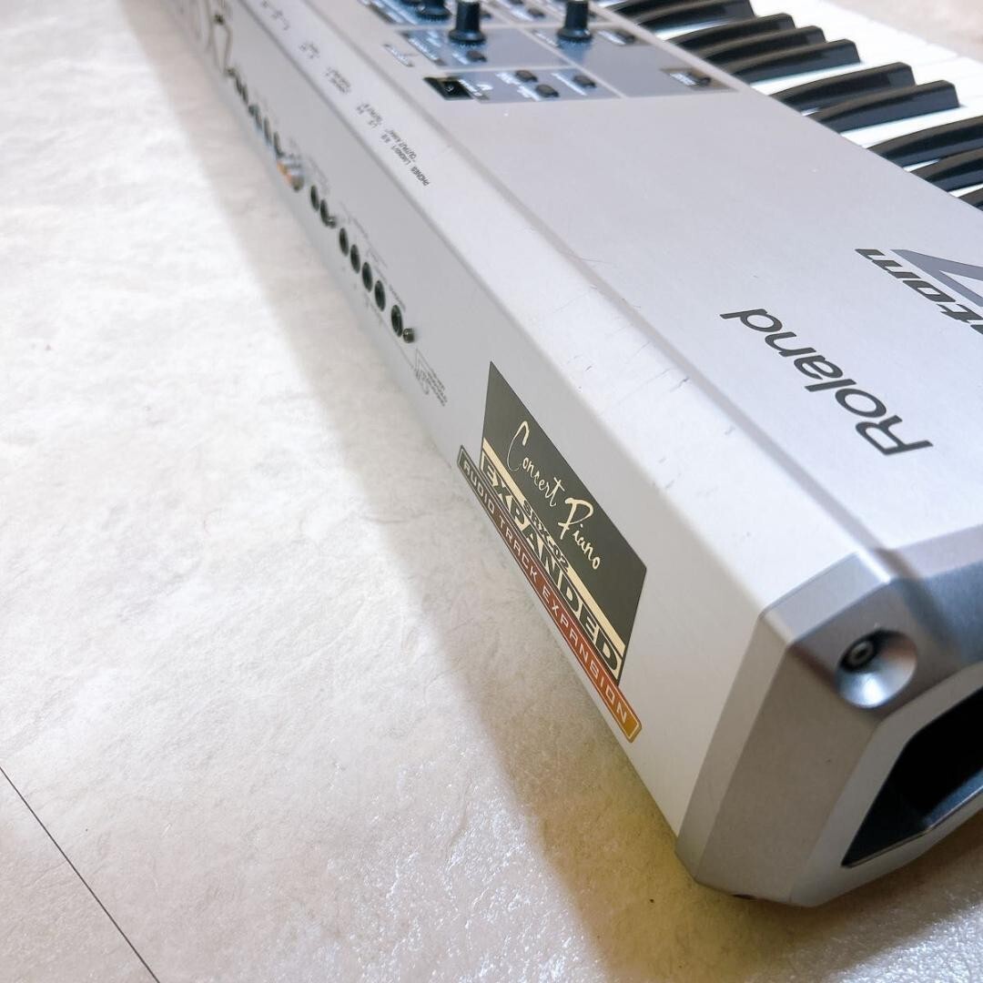 Roland Fantom X7（76鍵） Roland Fantom X7 76-Keys Digital Keyboard Synthesizer Music