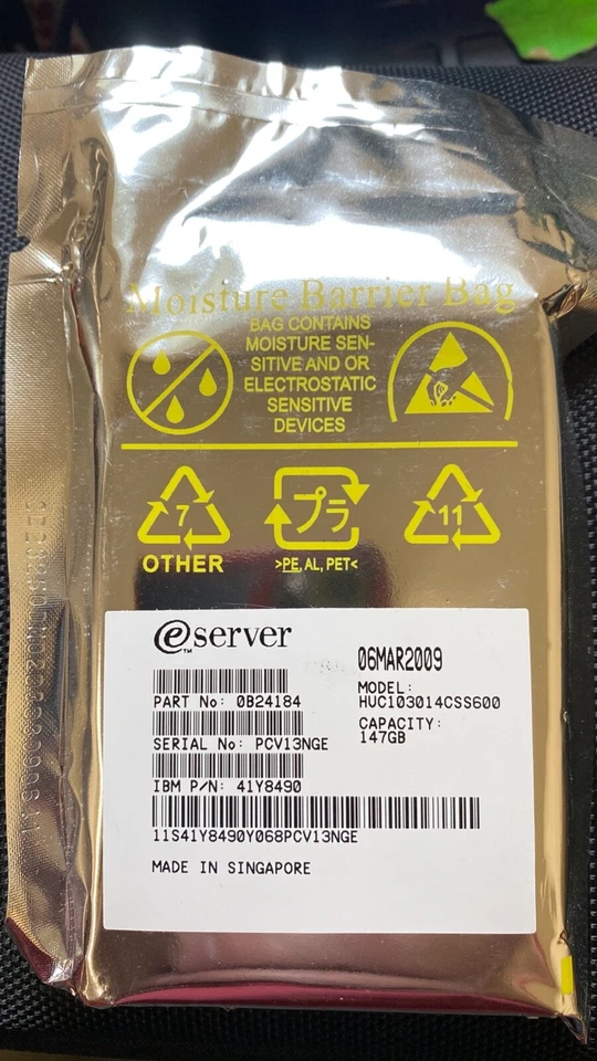 FREE SHIP SAS Drives IBM/Hitachi Ultrastar C10K300 146 GB,Int,10000 RPM,2.5" - Image 4 of 4