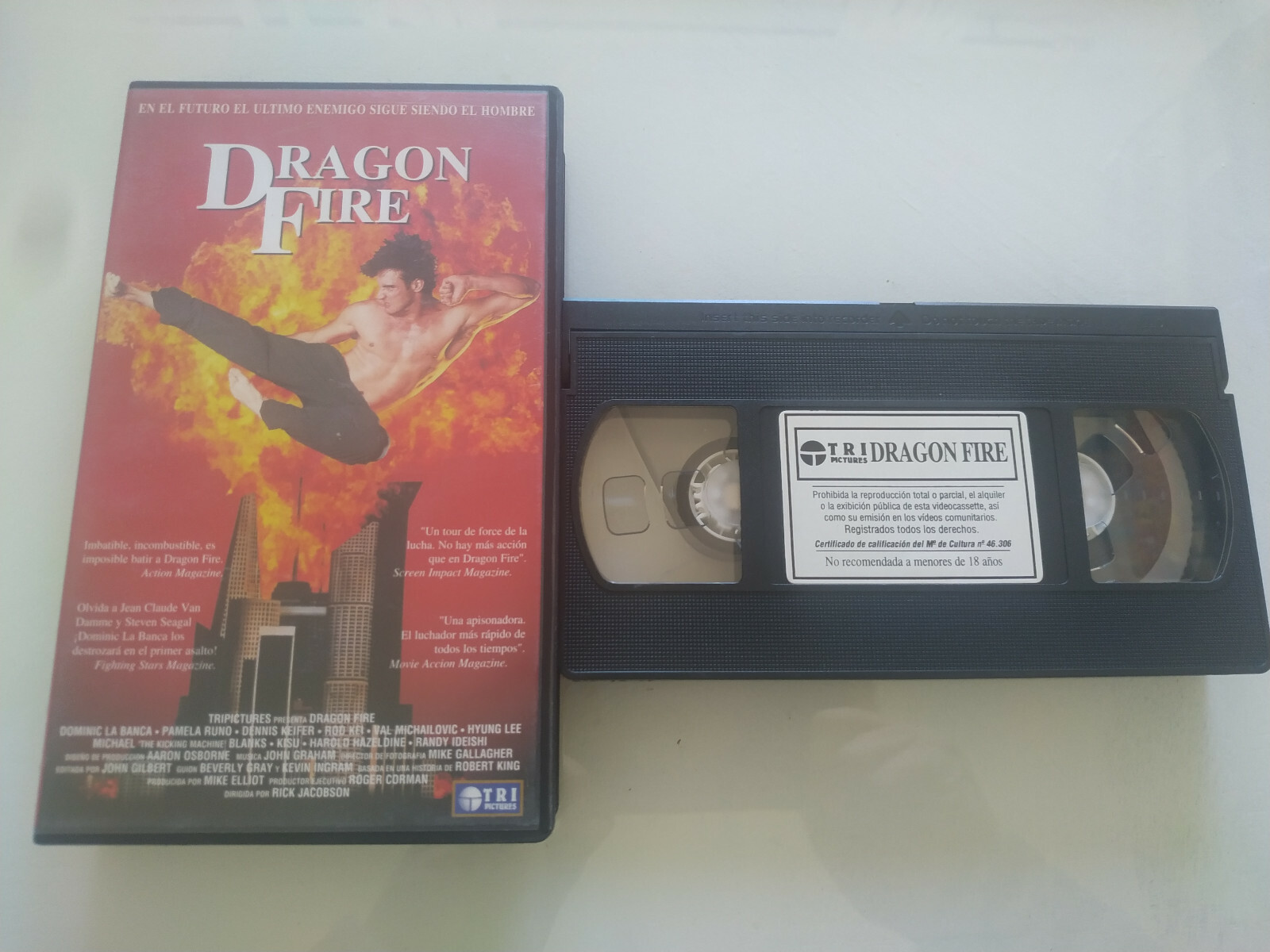 Dragon Fire Rick Jacobson Dominic The Bank 1994 Movie VHS Tape Spanish