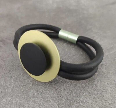 NEU MIT ETIKETT, KUNSTVOLL, SCHRULLIG, LAGENLOOK STATEMENT KAUTSCHUK Armband