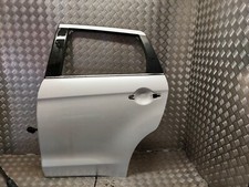 Porte arrière et accessoires Peugeot 4008