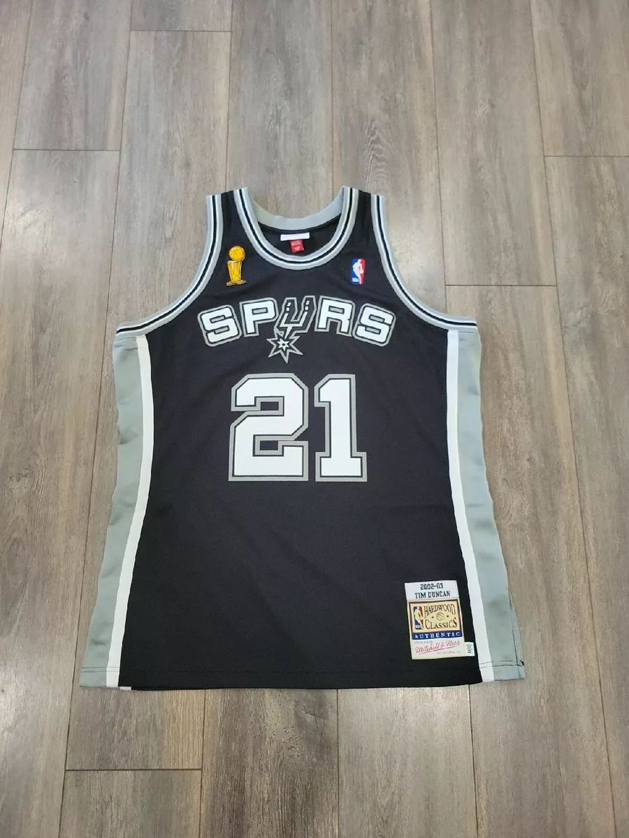 Men's Mitchell & Ness Tim Duncan Black San Antonio Spurs 2002-03 Hardwood  Classics Authentic Jersey