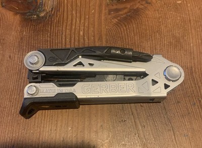 Gerber Gear Center Drive Multi-Tool Out-The-Front Pliers Knife TSA Auction VGUC