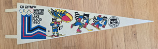 1980 Lake Placid Winter Olympic PENNANT Flag Roni Racoon Mascot Hockey