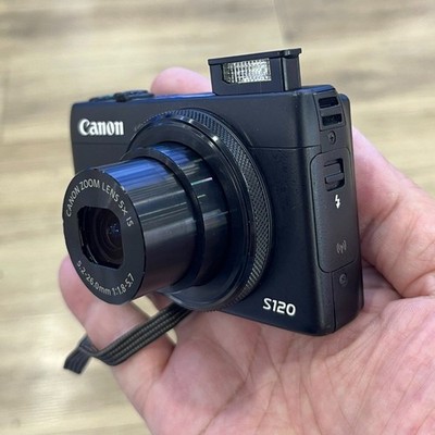 Canon PowerShot S120 Digital Camera 12.10 MP 5x Optical Zoom Sleek