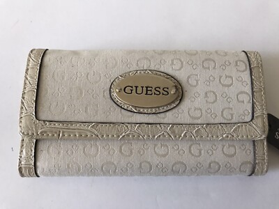 WOMEN'S GUESS MILK/FAUX CROC ALEXIA SNAP TRIFOLD CLUTCH WALLET/CHECKBOOK  NWT