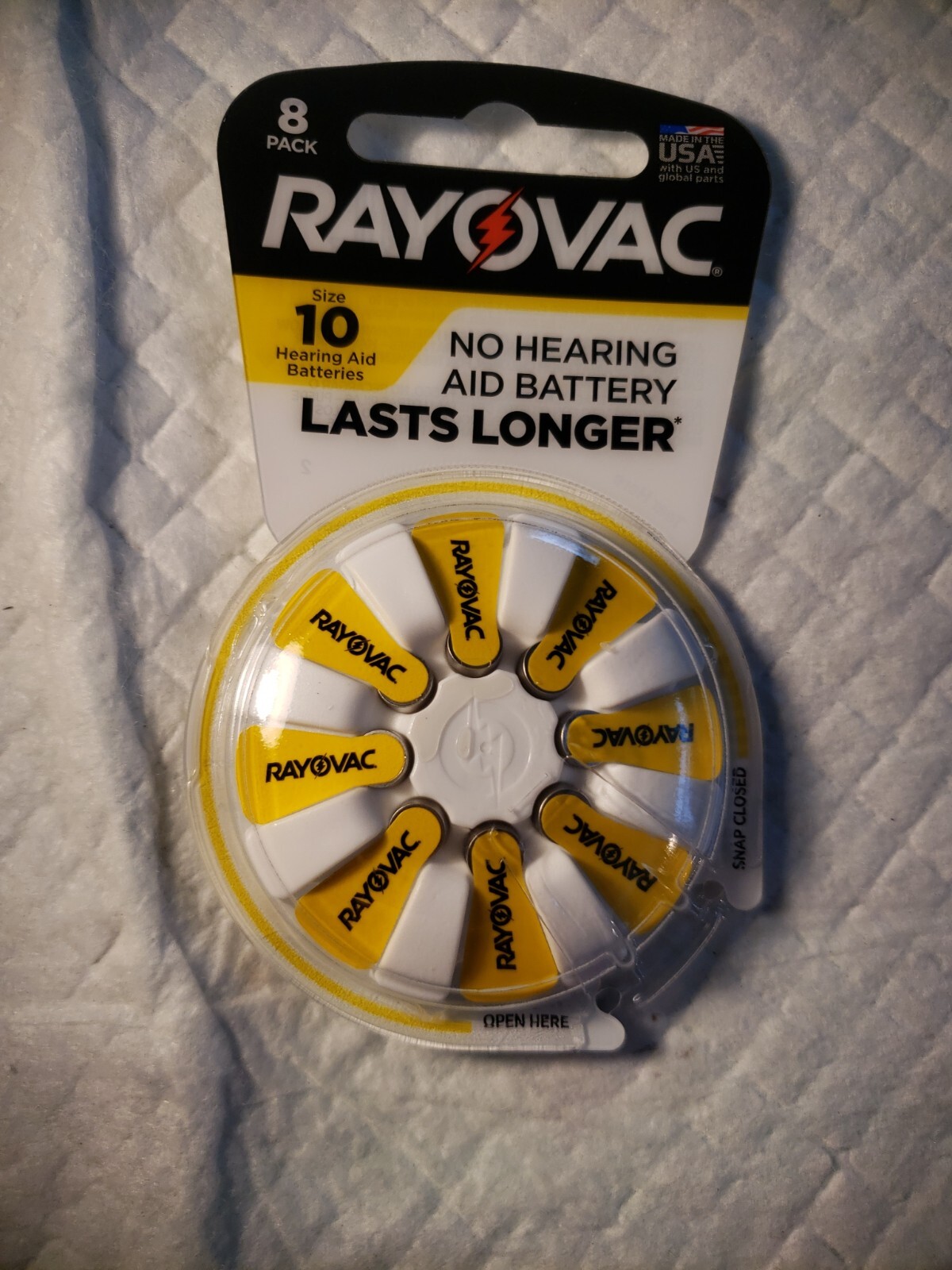 Batteries hearing aid batteries Rayovac size 10 Use By APRIL 2025-image