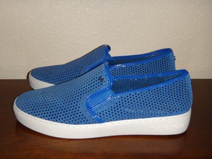 michael kors blue slip on sneakers