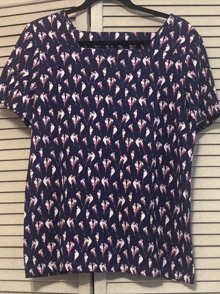 NUEVO SIN ETIQUETAS Coral Bay Leisure Mujer Azul Manga Corta Top Túnica Talla Grande Love Birds Foto 3 de 4