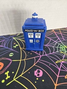 Doctor Who Mini Tardis Police Box 3.25" Titan's Vinyl Figures