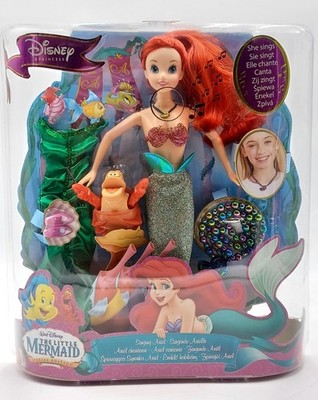 2006 Simba Disney Princess Singing Ariel Puppe mit Sebastian / Arielle / NrfB