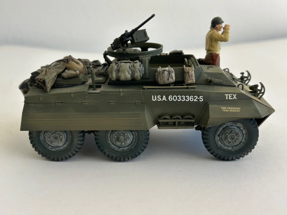 Tamiya 1/35 35234 U.S. M20 autoblindo + figurino - Immagine 4 di 4