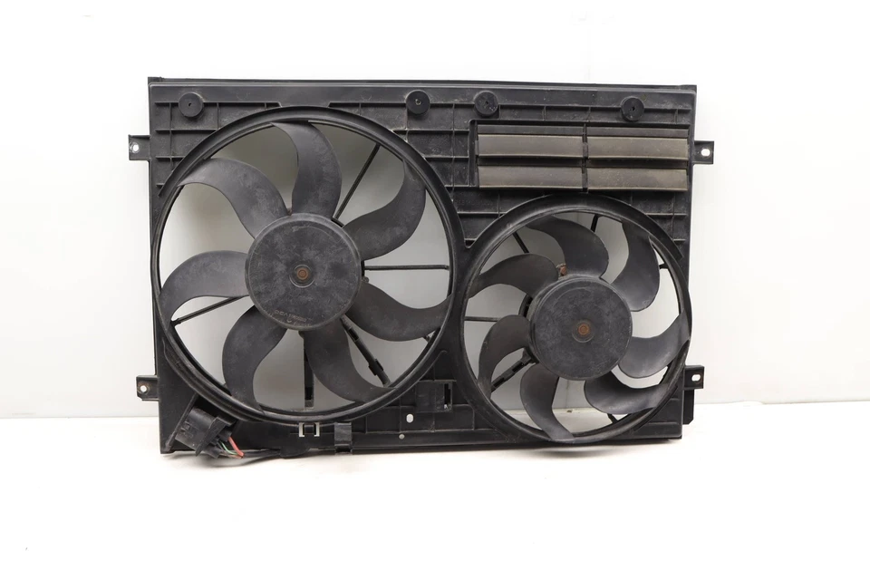 AUDI TT RS QUATTRO 2012-2014 - Conjunto de ventilador eléctrico 1K0121207AT Foto 2 de 3