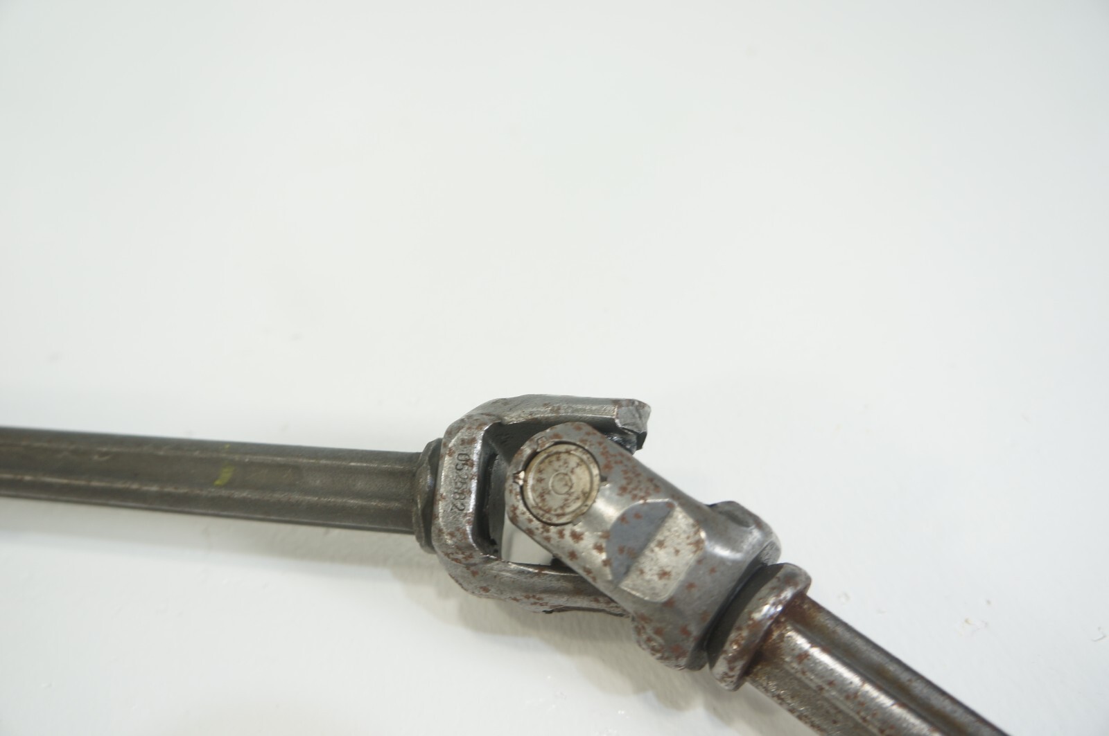 03-12 Bentley Continental GT Spur GTC Steering Column Shaft U joint u-joint OEM