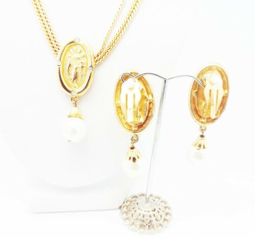 DESIGNER INSPIRED 16.5 in MULTI CHAIN FAUX PEARL GOLD NECKLACE JEWELRY SET NEW - Picture 2 of 5