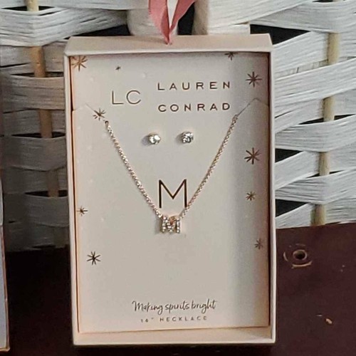 LC LAUREN CONRAD Letter M Necklace 