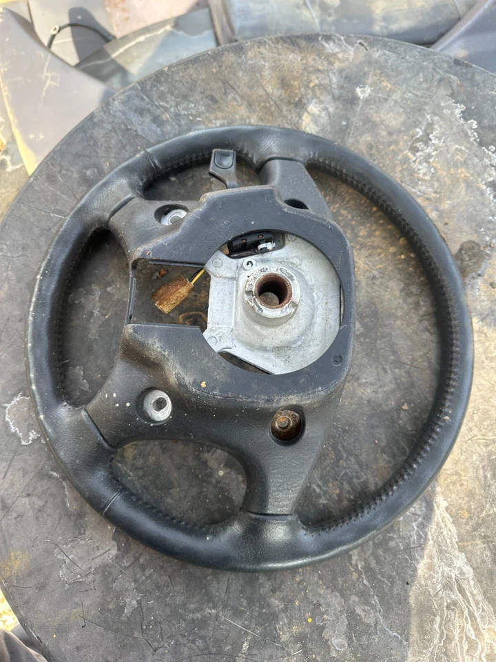 95-99 ECLIPSE TALON 2G DSM Steering Wheel - Image 3 of 3