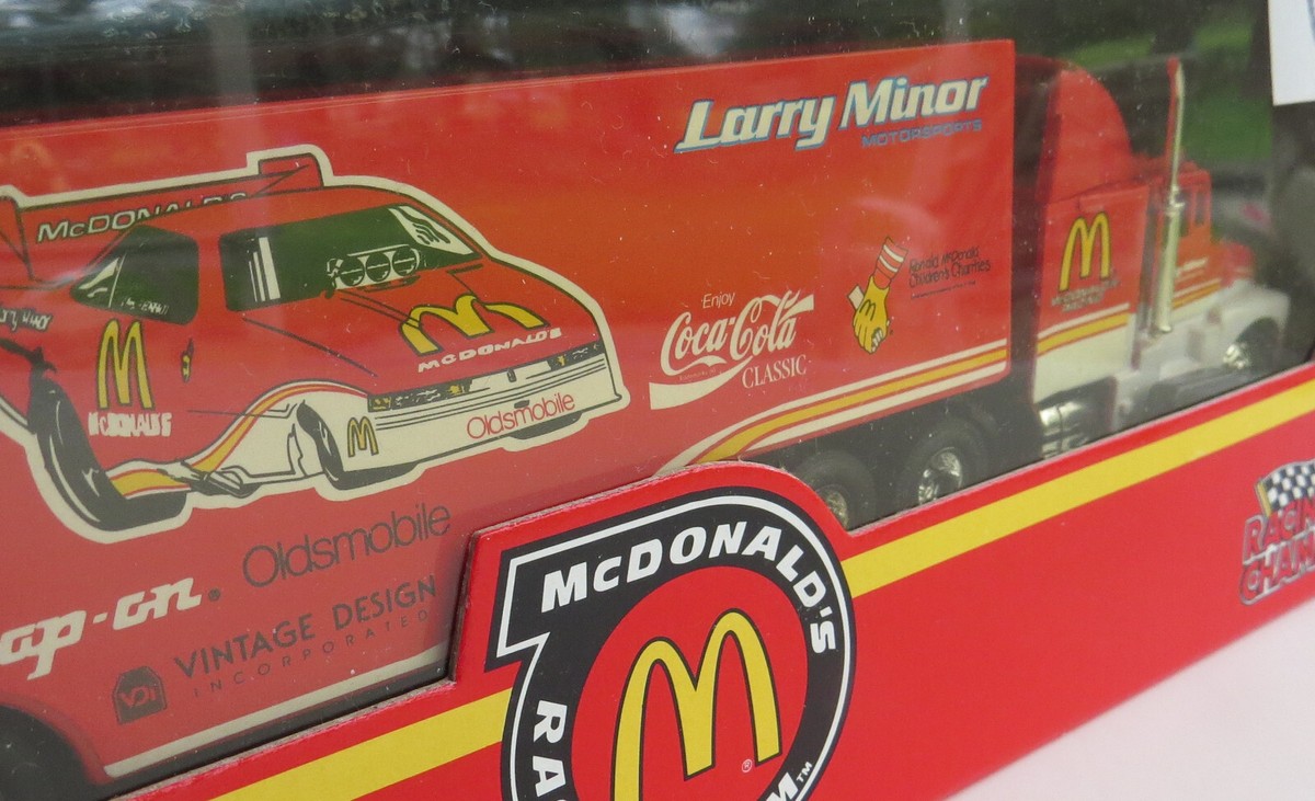 MIB 1992 Racing Champions McDonald's 1:64 CAB TRANSPORTER Semi