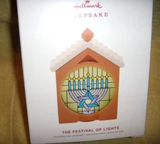 2019 THE FESTIVAL OF LIGHTS  Hallmark Keepsake Ornament   JEWISH CANDLES
