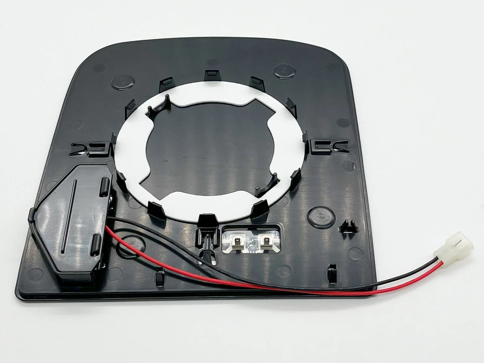 For GM Pickup SUV 2007- 2014 Upper Tow Mirror Glass with Signal Passenger Side - Image 3 of 4