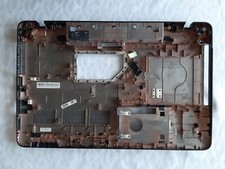 Plasturgie basse pour pc portable TOSHIBA Satellite C670 C670D C675 C675D 17.3"