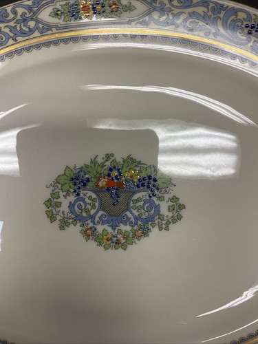Lenox Autumn Floral Pattern Rimmed Oval Platter w/ 24kt Gold Paint - Picture 2 of 8