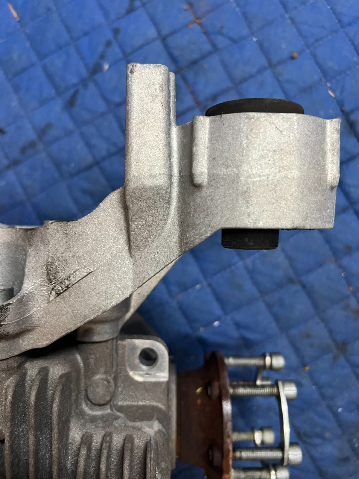 2012 AUDI R8 V8 OEM AWD FRONT AXLE DIFF DIFFERENTIAL ASSEMBLY