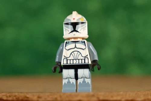 Lego Star Wars ORIGINAL Phase 1 Commander Wolffe Minifigure - No Accessories