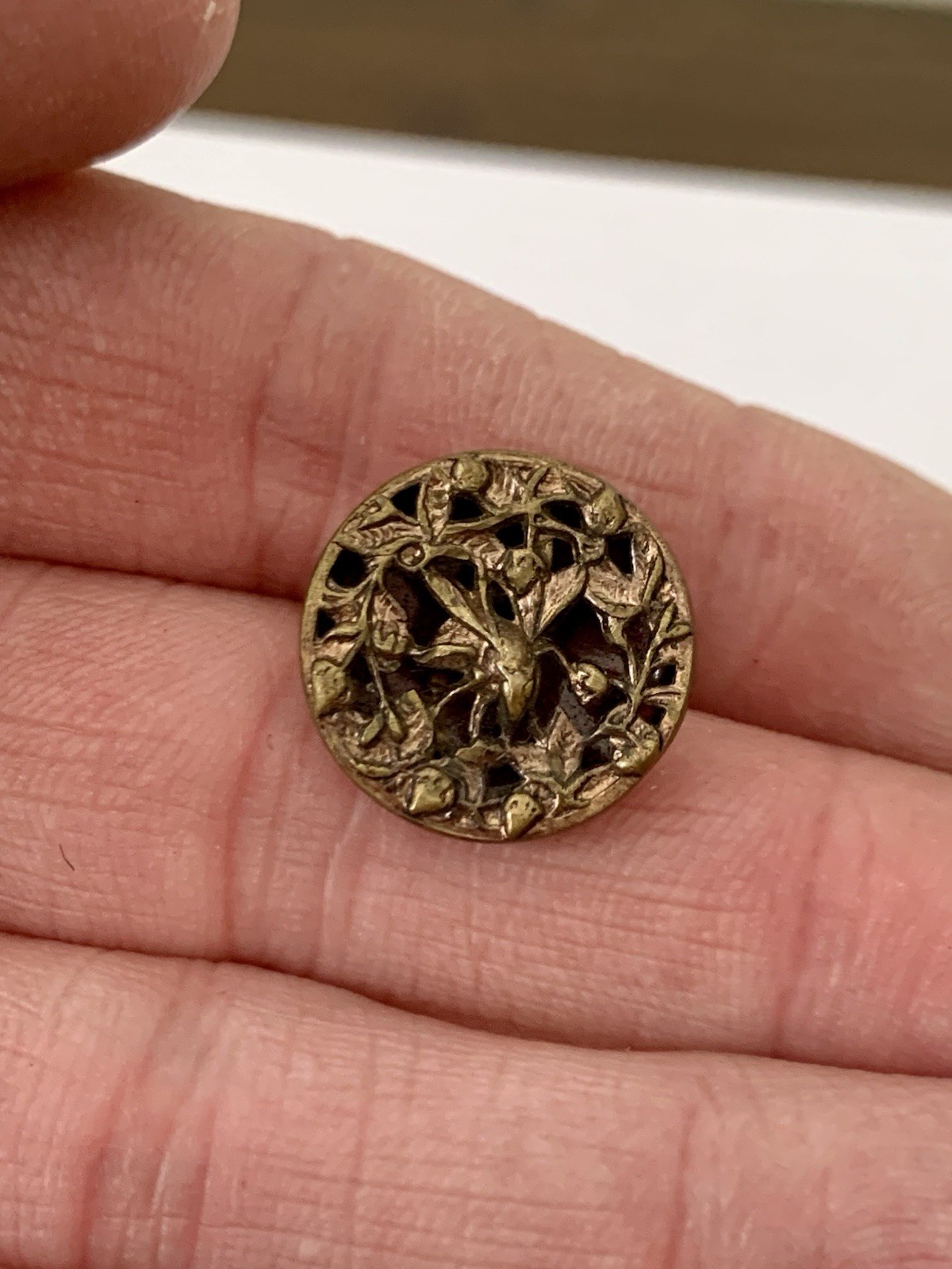 Antique Victorian Picture Button Mosquito On Strawberry Plant Open Work